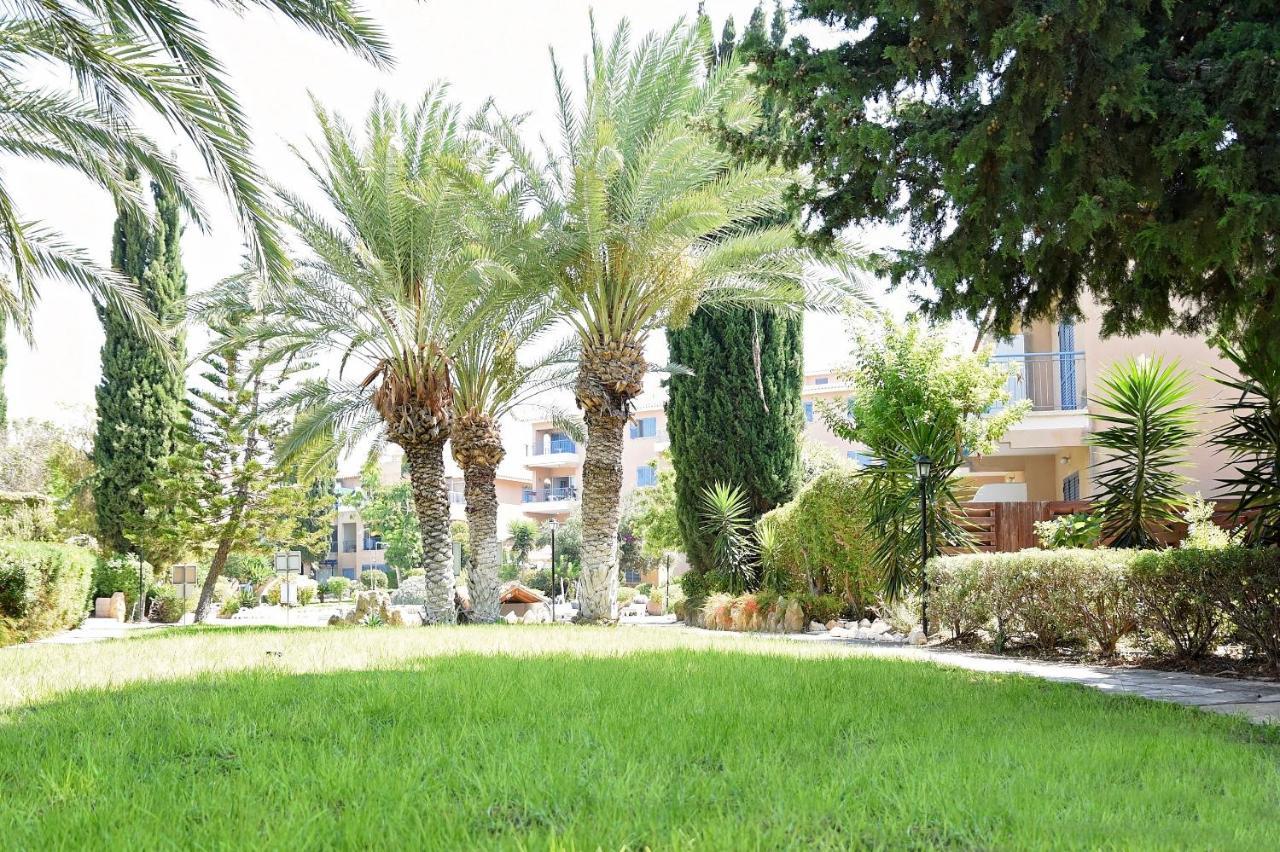 Holiday Apartment Walking Distance To The Sea Пафос Екстериор снимка