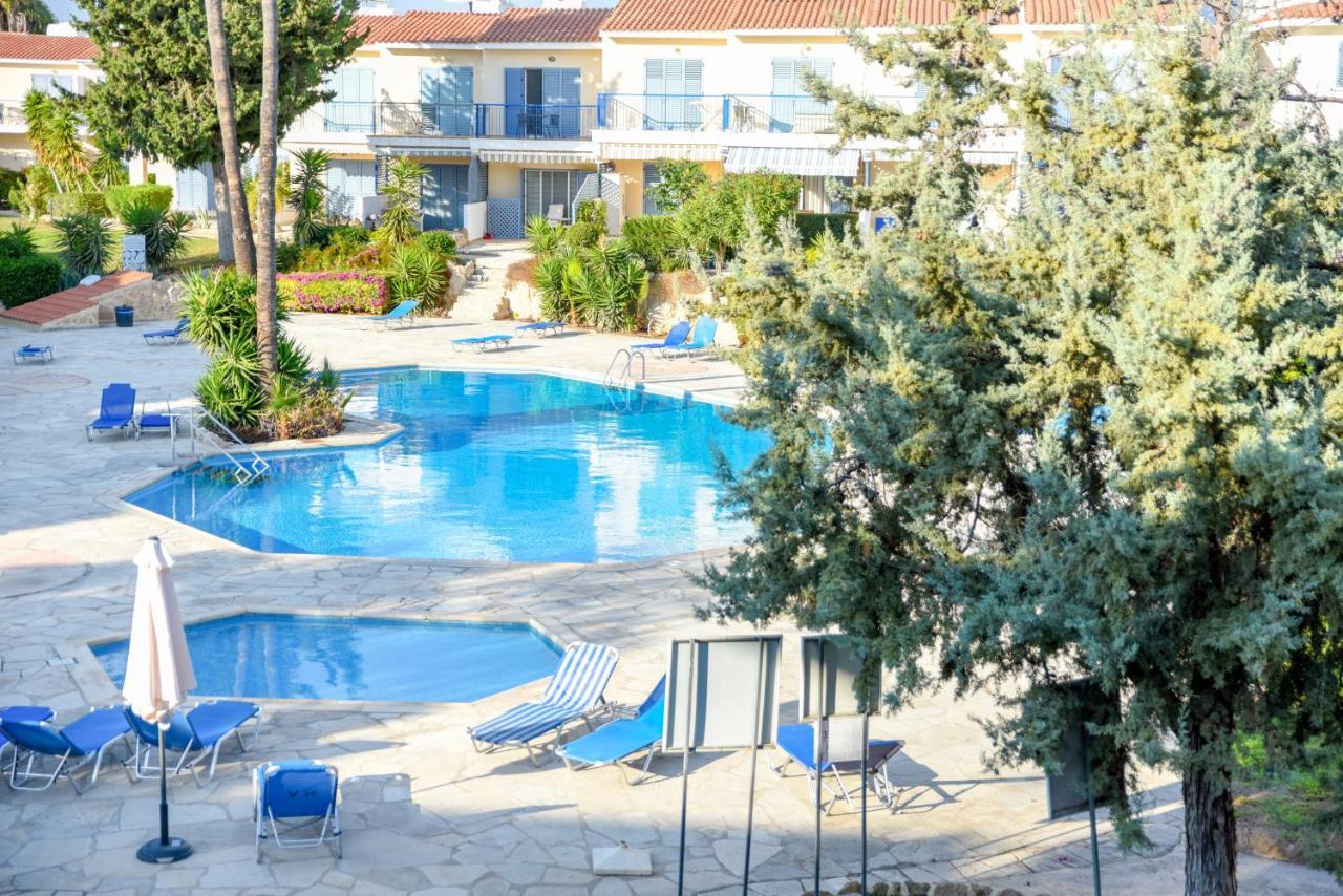 Holiday Apartment Walking Distance To The Sea Пафос Екстериор снимка