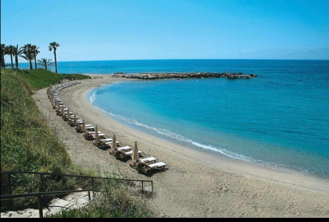 Holiday Apartment Walking Distance To The Sea Пафос Екстериор снимка
